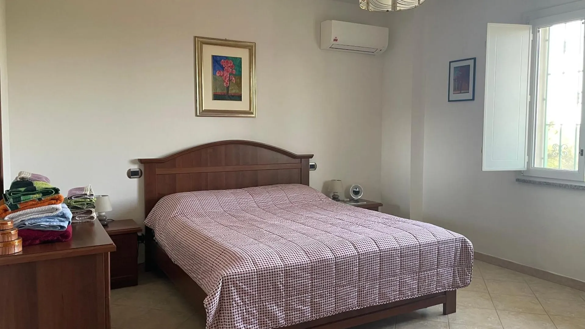 Dipladenia Villa Sassari 0*,  Italië